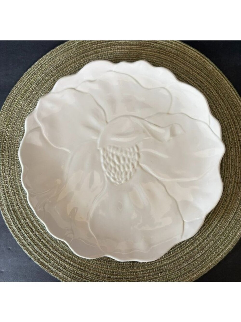 Dorothy Thorpe White Ceramic Plate Floral 10.5" Rare Collectible Mid Century Mod